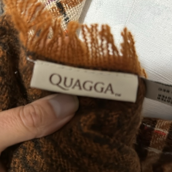 Quagga brand Large 52x52 Blanket Style Scarf/Wrap-Browns/Beige/Black-Polyester - Picture 8 of 16